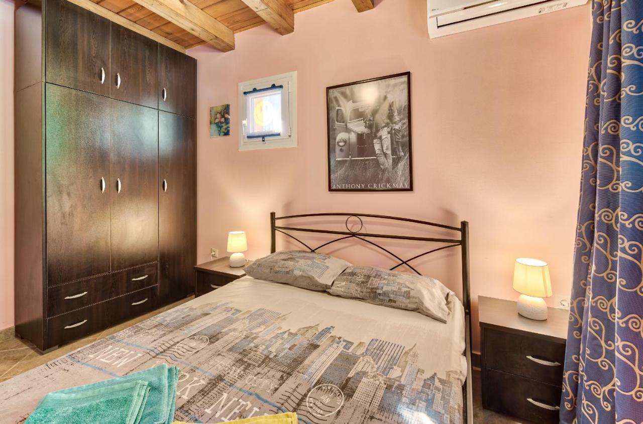 Green Boat Apartment Akrotiri  Extérieur photo